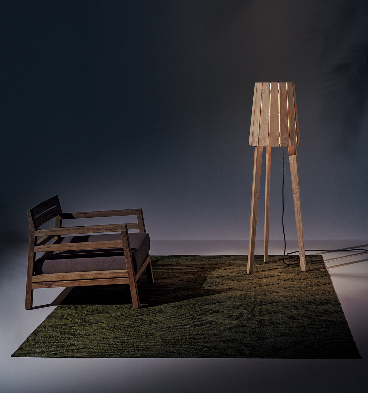 Woody Floor Lamp